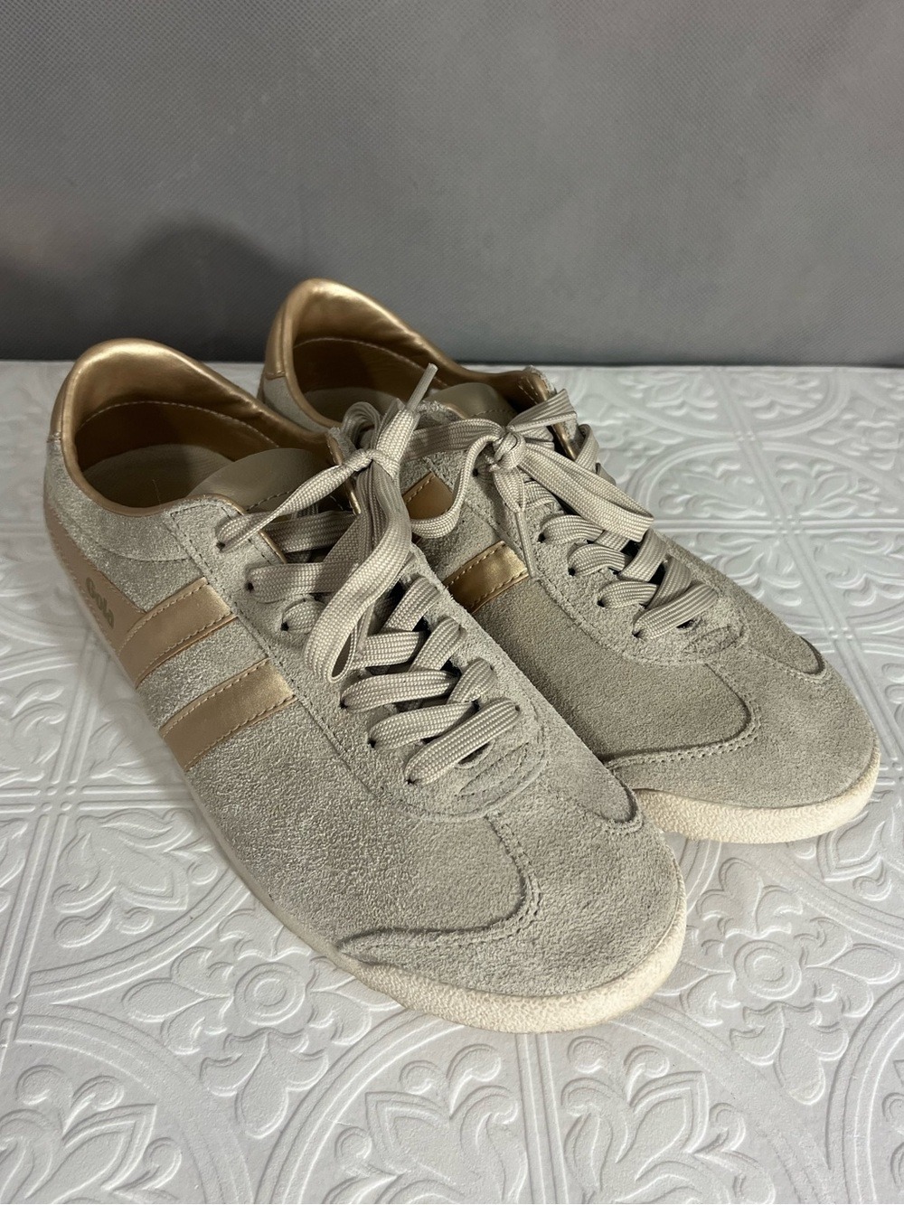 Gola Classics Women’s Bullet Pearl Sneakers Retro low top Suede beige gold 8.5 - Picture 5 of 14